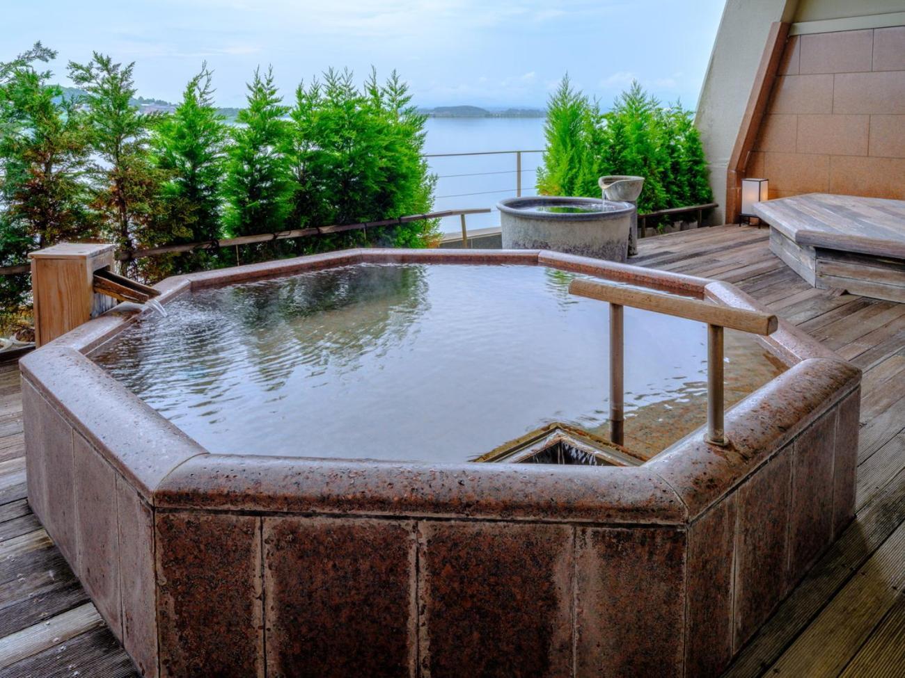 Apa & Katayamazu Onsen Kasuikyo Ryokan