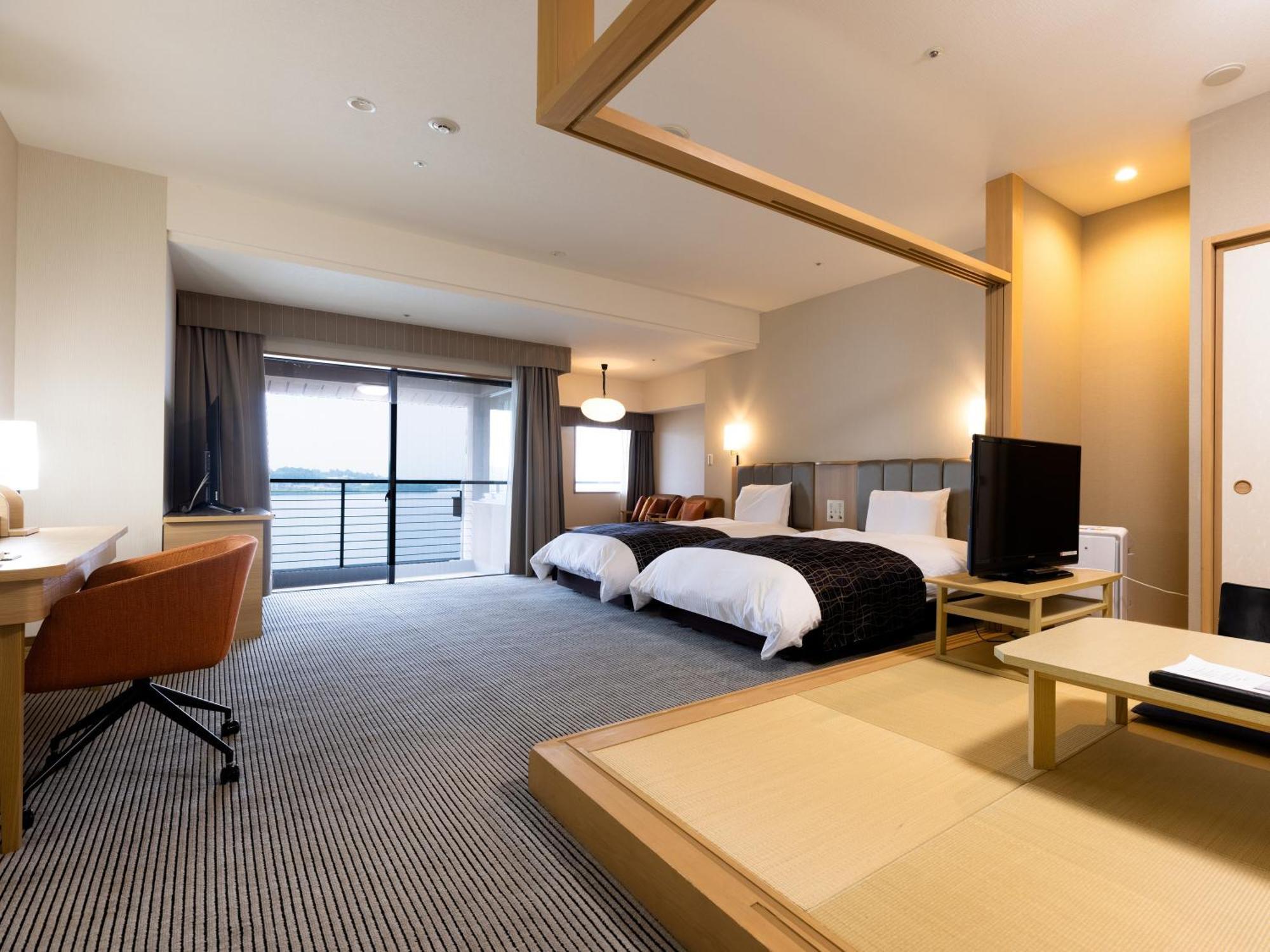 Ryokan Apa & Katayamazu Onsen Kasuikyo 3*